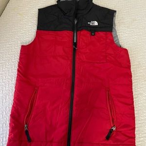 North Face Vest. Boys size XL 18/20